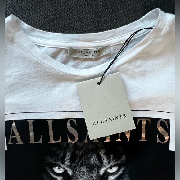 NWT $99 AllSaints Axyl Grace Graphic T-Shirt Size M - Picture 4 of 8